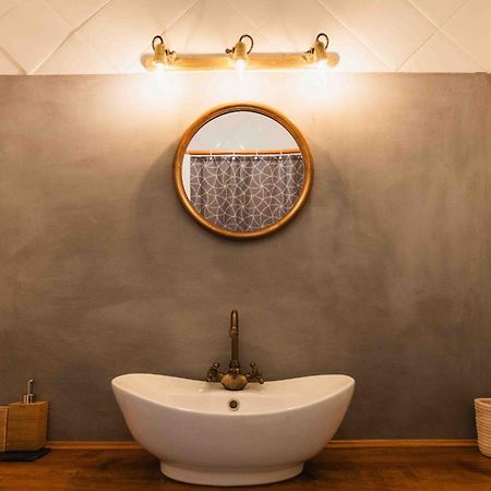 Minds & Mountains Eco Lodge ラ・モリーナ エクステリア 写真
